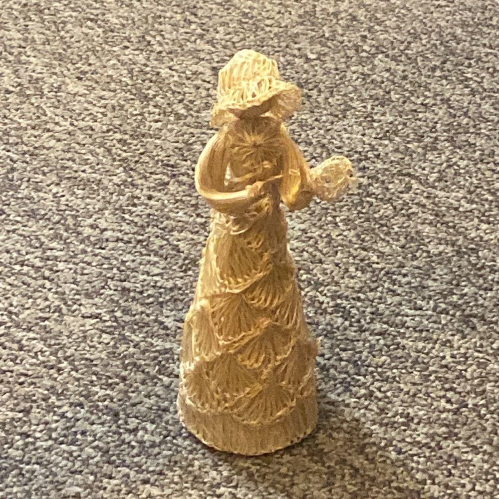 VTG,Art Country  Finely Doll  Handmade Made In Philippines Wicker